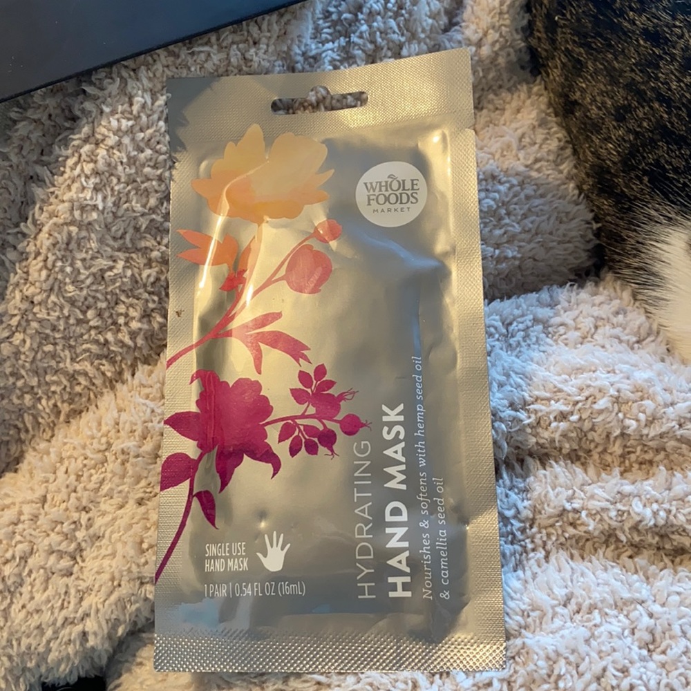 +$2 - Whole Foods hydrating hand mask